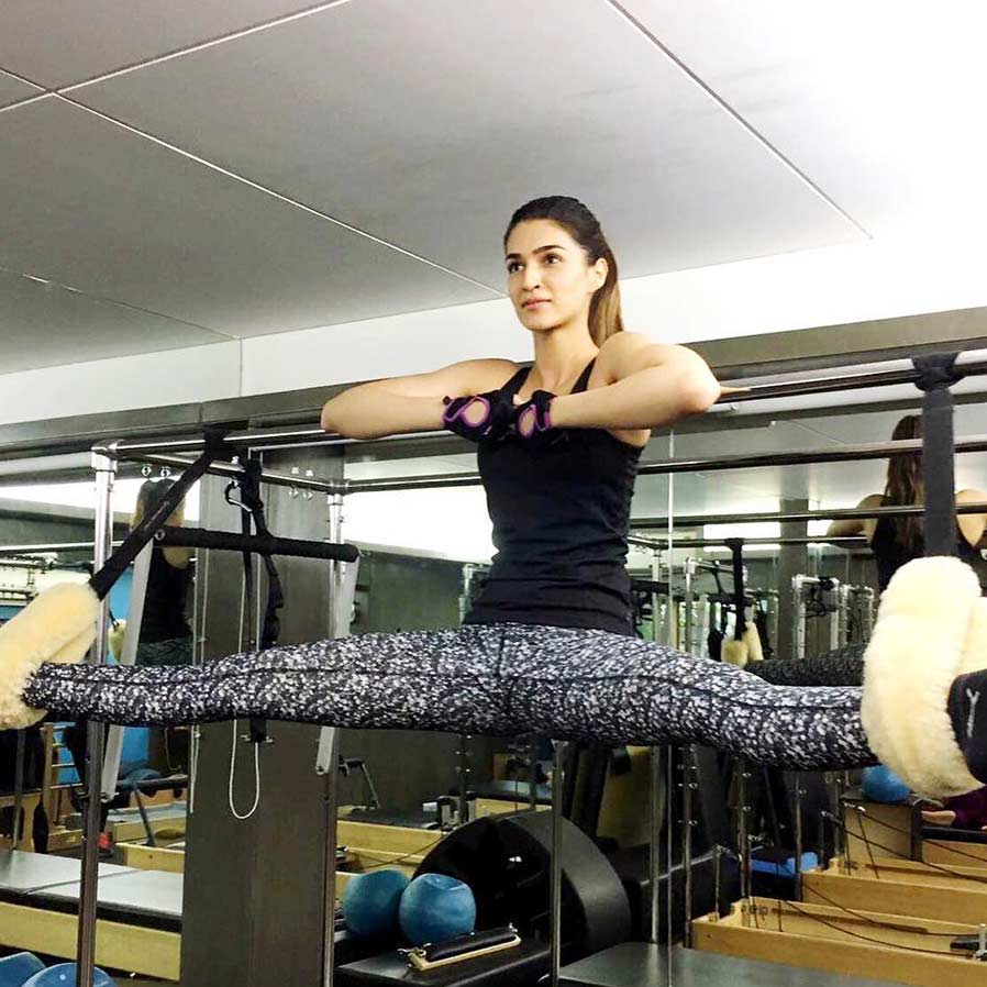 Kriti Sanon Exercising