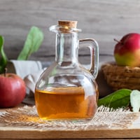 Apple Cider Vinegar For Beauty: Leverage The Spectacular Benefits Of This Humble Kitchen Ingredient. DIY Recipes Inside
