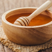 The Astonishing Benefits of Honey on Your Skin