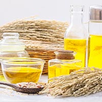 Rice Bran Oil: Nutrition, Extraction Process, Health Benefits For Heart, Diabetes, Skin And Side Effects