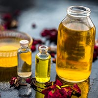 Vaginal Yeast Infection: 5 Incredible Home Remedies To Soothe This Inflamed Condition