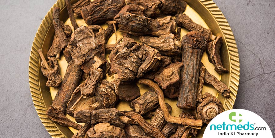 Lodhra herb in a plate