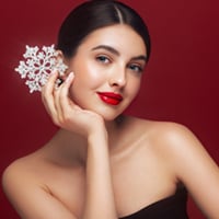 Hydrating Makeup Tips: How To Avoid Cakey Skin In Winter?