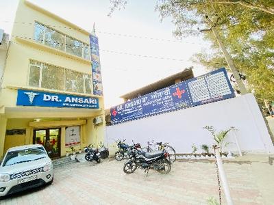 Dr. Naushad Ansari - General Physician