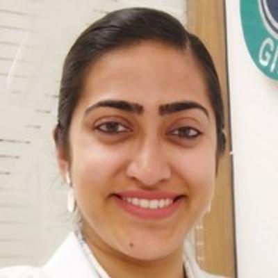 Dr. GUNEET DHILLON GIL - Dentist