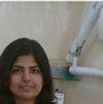 Dr. Deepa Paryani - Dentist
