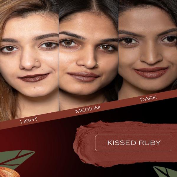 Facescanada Weightless Matte Finish Lipstick Kissed Ruby 13 4.5 gm - Lipsticks