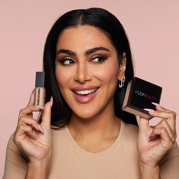 Huda Beauty Easy Bake Loose Baking & Setting Powder Mini Banana Bread 6 gm - Loose Powder