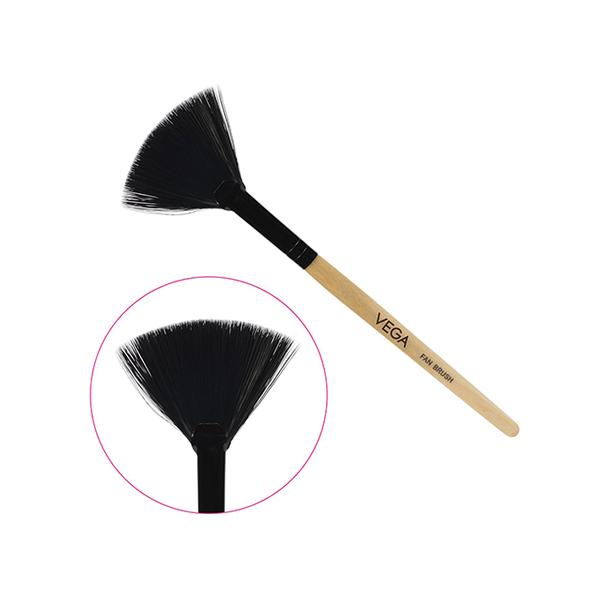Netmeds | Vega Angular Blending Brush (EV - 07) 13 gm