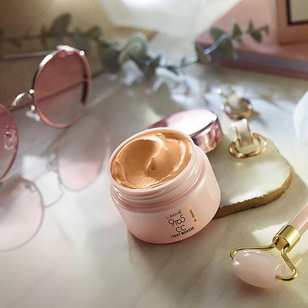 Lakme 9 To 5 Cc Mousse Frappe 25 gm - Foundation