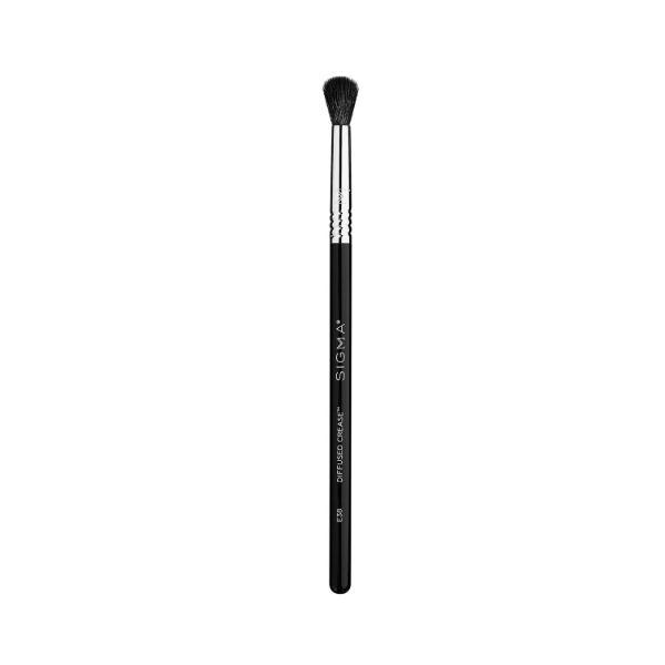 Netmeds | Sigma Beauty E38 Diffused Crease Brush 1's