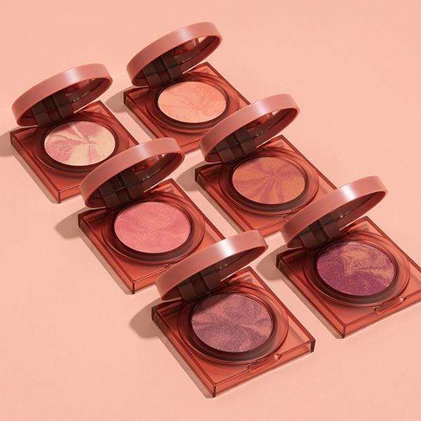 Huda Beauty Glowish Cheeky Vegan Blush Powder Milky Rose 2.5 gm - Blushes
