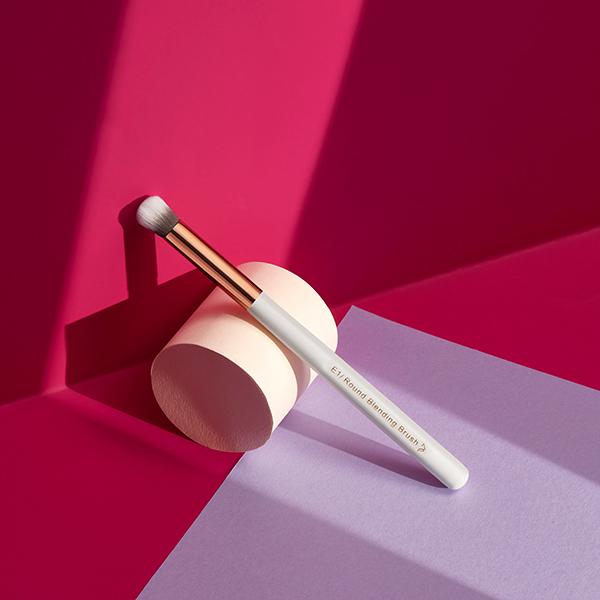 Pigment Play Round Blending Brush 1's - Face Brush