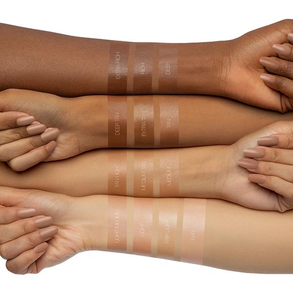 Huda Beauty Glowish Multidew Vegan Skin Tint Foundation 09 Extra Tan 40 ml - Foundation