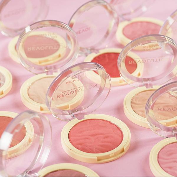Revolution Blusher Reloaded Rose Kiss 7.5 gm - Blushes
