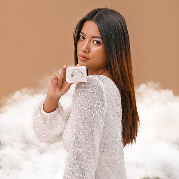 Dromen & Co Manuka Honey and Yoghurt Serum Moisturiser 50 gm - Face Moisturizers