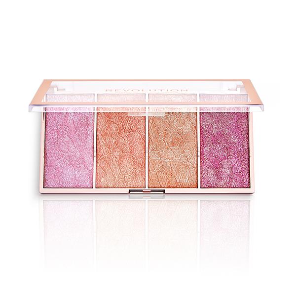 Revolution Vintage Lace Blush Palette 20 gm - Blushes