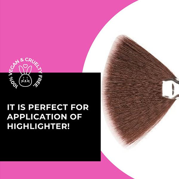 Plume P06 Highlighter Fan Brush 1's - Face Brush
