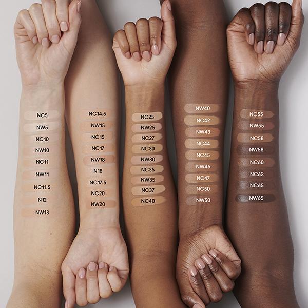 M.A.C Studio Radiance 24hr Luminous Lift Concealer - NC17 11 ml - Concealer