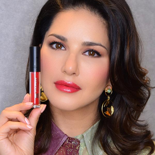 Star Struck by Sunny Leone Lip Tint - Coral Kiss 6.0 ml - Lip Stains & Tints