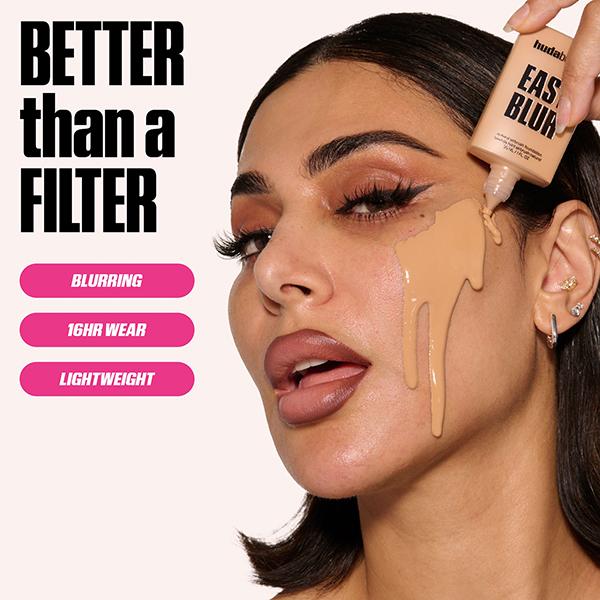 Huda Beauty Easy Blur Foundation Pistachio Cream 425N 30 ml - Foundation