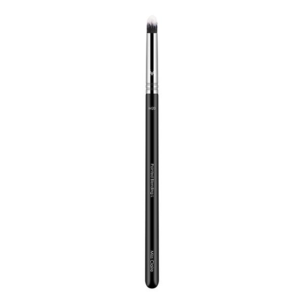 Netmeds | Miss Claire M20 - Pointed Blending Brush (L) (Chrome) 1's