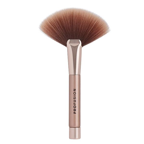 Profusion Cosmetics Magnetix Full Fan Brush 1's