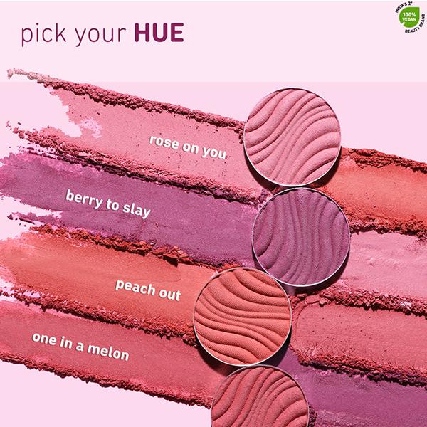 Plum Cheek-A-Boo Matte Blush Highly Pigmented Matte Finish 121 - Peach Out 4.5 gm - Blushes