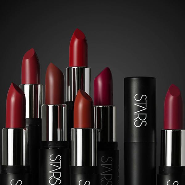 Star's Cosmetics Lush Lips Lipstick Light Weight, Long Lasting, Matte Finish (No.3 Studded Kiss) 4.2 gm - Lipsticks
