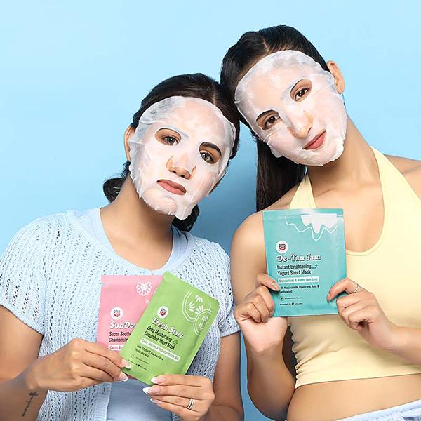 Myglamm Popxo De Tan Jam Instant Brightening Yoghurt Sheet Mask Moisturises & Evens Skin Tone with Niacinamide, Hyaluronic Acid, & Sandalwood 25ml - Sheet Masks