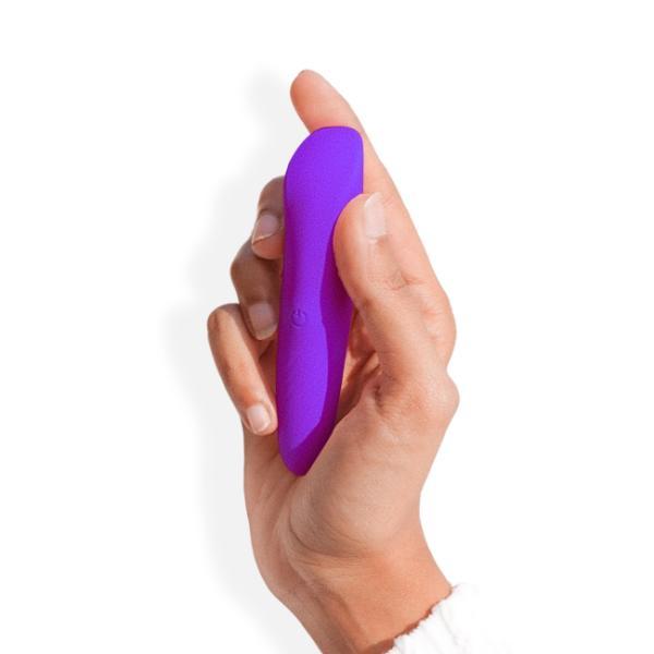 Netmeds | Libertee Dia Violet Mini Bullet Rechargeable Massager 12 Modes & Intensities 1's