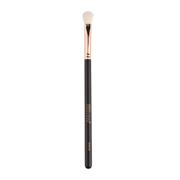 Netmeds | Daily Life Forever52 Eye Shadow Brush Nx019 1's