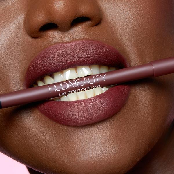 Huda Beauty Lip Contour 2.0 Automatic Matte Lip Pencil Very Berry 0.5 gm - Lip Liners