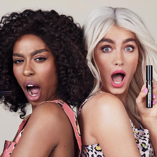 Makeup Revolution 5D Lash Pow Mascara 12.2 ml - Mascaras