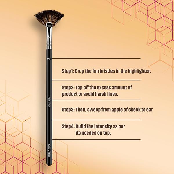 Miss Claire M24 - Fan Brush (Chrome) 1's - Face Brush