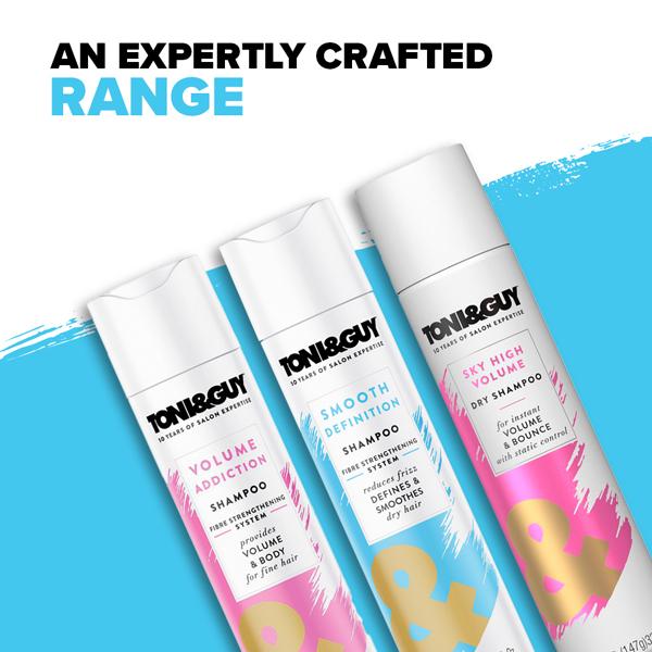 Toni&GuySmooth Definition Shampoo for Dry Hair 250ml - Shampoos