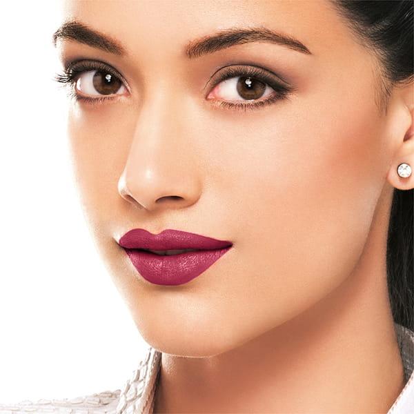 Lakme 9To5 Primer + Creme Lip Color Carmine Kick Cr2 3.6 Gm - Lipsticks