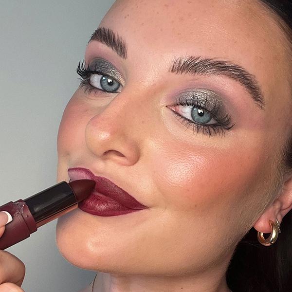 Mua Creamy Matte Lipstick - Survivor 3.2 gm - Lipsticks