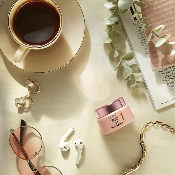 Lakme 9 To 5 Cc Mousse Frappe 25 gm - Foundation