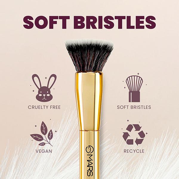 Mars Artist Arsenal Brush to Apply Makeup - Foundation Brush 1's - Face Brush