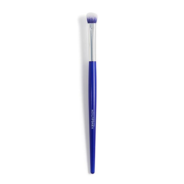 Netmeds | Revolution Relove Brush Queen Pigment Blending Brush 1's