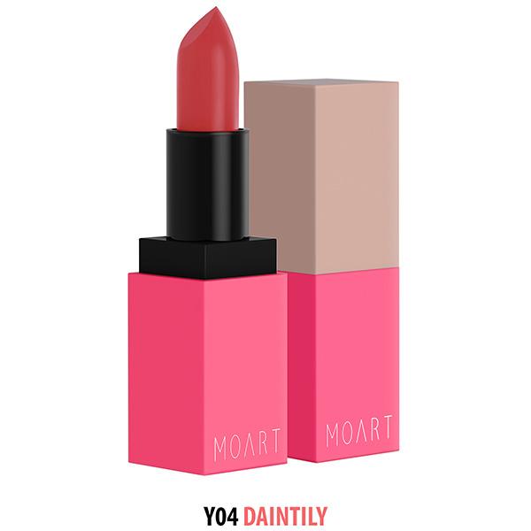 Moart Velvet Lip Stick Y4 Daintily 3.5 gm