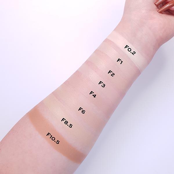 Makeup Revolution Super Serum Foundation F10.5 25 ml - Foundation