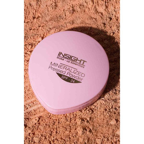Insight Cosmetics Mineralized Pressed Powder SPF 24 - Light Beige 9 gm - Compact Powder
