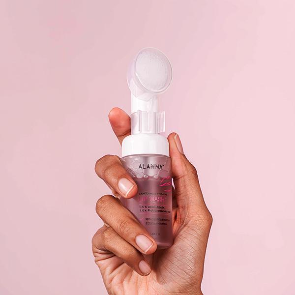 ALANNA Lightening and Hydrating Lip Wash and Lip Brush for Women 30 ml - Lip Scrubs