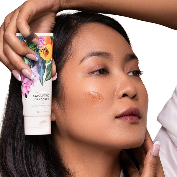 Luxaderme Exfoliating Cleanser 100 ml - Scrubs & Exfoliants