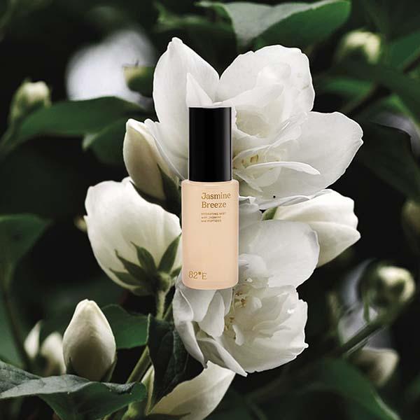82E Jasmine Breeze Hydrating Mist with Jasmine and Peptides 30 ml - Face Mists