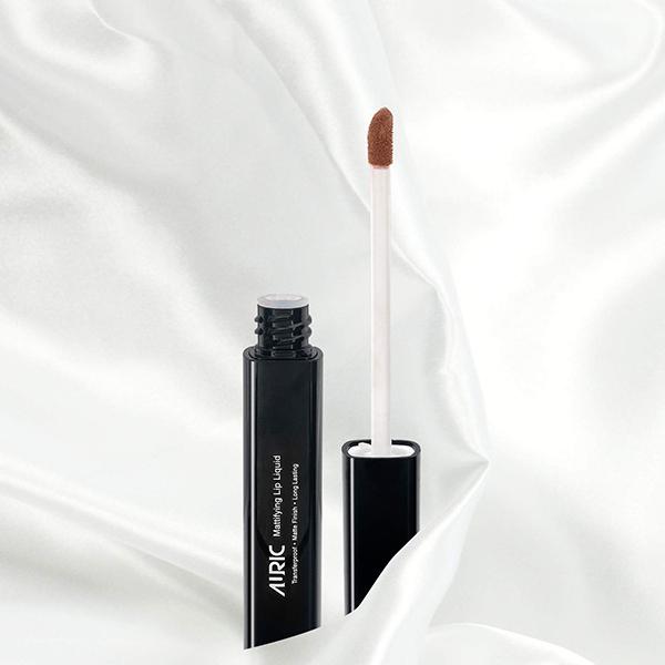 Auric Mattifying Lip Liquid Toasted Almond 3304 4 ml - Liquid Lipsticks