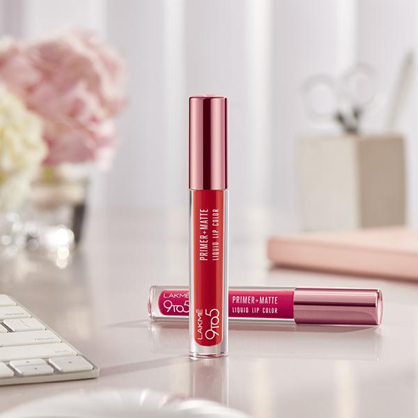 Lakme 9to5 Primer + Matte Liquid Lip Color MM3 Crisp Wine 4.2 ml - Primer