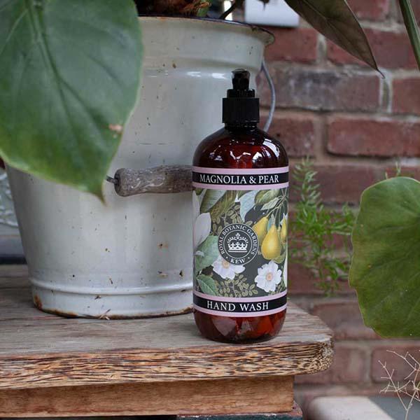 The English Soap Company - Royal Botanic Gardens, Kew - Magnolia And Pear Hand Wash 500 ml - Hand Wash & Soaps